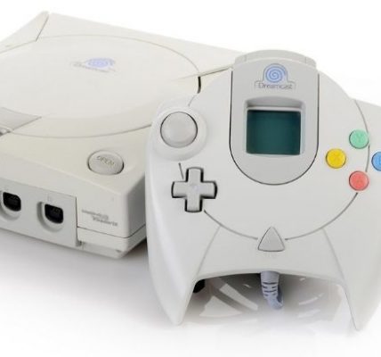 Desde la aparición de los videojuegos ha existido una variedad de consolas que marcaron historia pero además se volvieron un icono para la industria o en algunos casos marcaron un antes y un después; tramando y tratando de revolucionar el mercado de este gran medio de entretenimiento, así pues presentamos un top 5 de consolas de videojuegos, algunas de las cuales que abonaron a la historia de este medio.